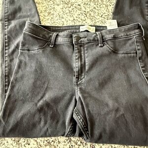 Ambercrombie & Fitch mid rise Jean legging